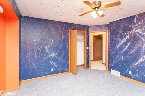 2635 Highway 24 New Hampton IA 50659