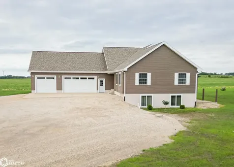 2635 Highway 24 New Hampton IA 50659