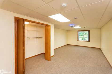 2635 Highway 24 New Hampton IA 50659