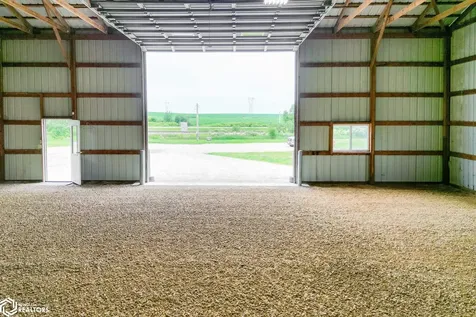 2635 Highway 24 New Hampton IA 50659