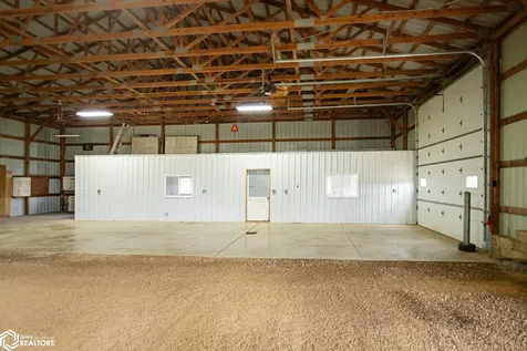 2635 Highway 24 New Hampton IA 50659