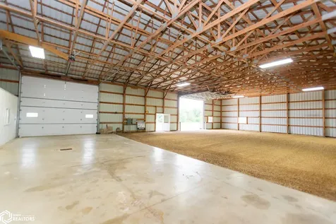 2635 Highway 24 New Hampton IA 50659