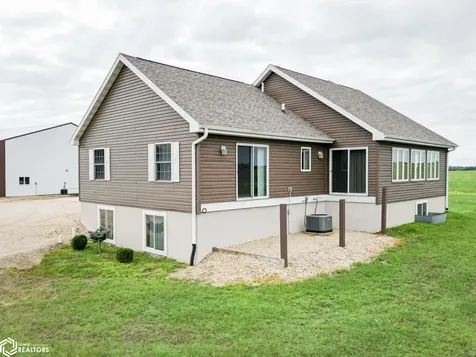 2635 Highway 24 New Hampton IA 50659
