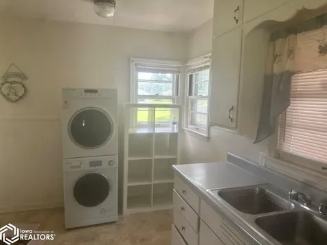 1816 Greenwood Drive Ottumwa IA 52501