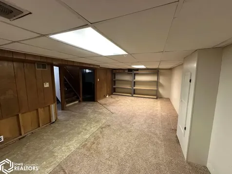 1816 Greenwood Drive Ottumwa IA 52501