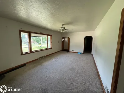 1816 Greenwood Drive Ottumwa IA 52501