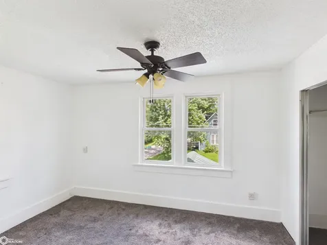 222 W Maple Avenue Ottumwa IA 52501