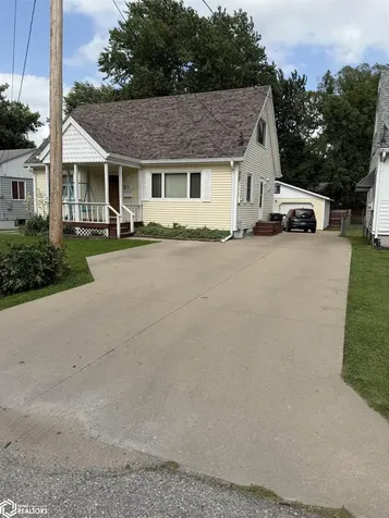 720 Overman Avenue Ottumwa IA 52501