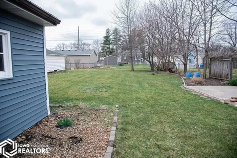 331 Mc Kinley Avenue Ottumwa IA 52501