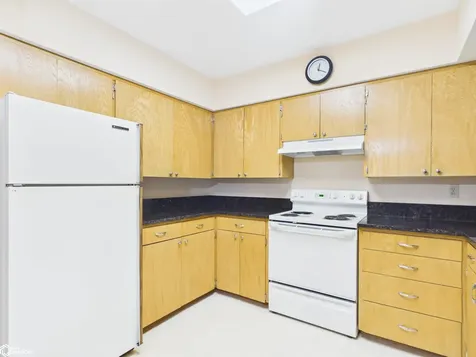 16 Carter Court Ottumwa IA 52501