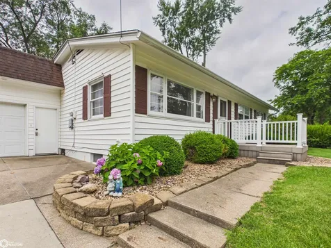 16 Carter Court Ottumwa IA 52501