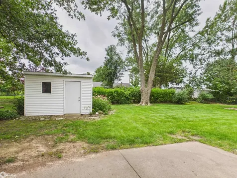 16 Carter Court Ottumwa IA 52501