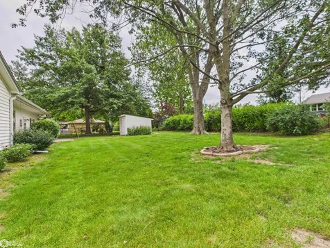 16 Carter Court Ottumwa IA 52501