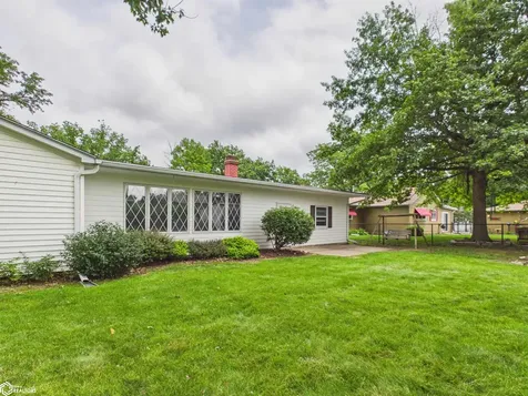 16 Carter Court Ottumwa IA 52501