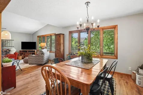 1120 W Olive Street Marshalltown IA 50158