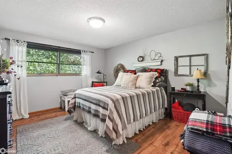 1120 W Olive Street Marshalltown IA 50158