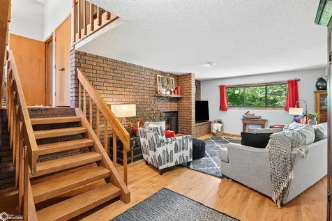 1120 W Olive Street Marshalltown IA 50158
