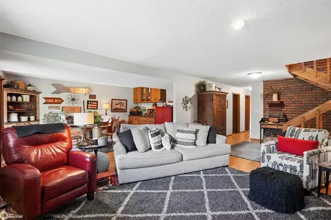 1120 W Olive Street Marshalltown IA 50158