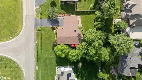1120 W Olive Street Marshalltown IA 50158