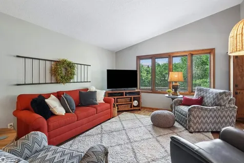1120 W Olive Street Marshalltown IA 50158