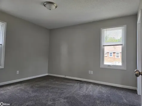 902 N 8th Street Burlington IA 52601