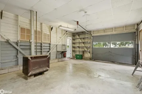 1735 Weimer Street Burlington IA 52601