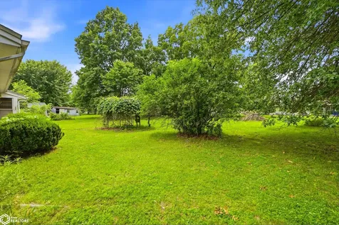 1735 Weimer Street Burlington IA 52601