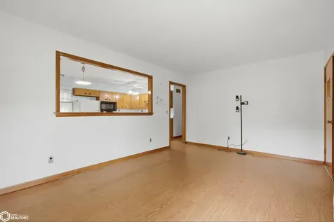 1735 Weimer Street Burlington IA 52601