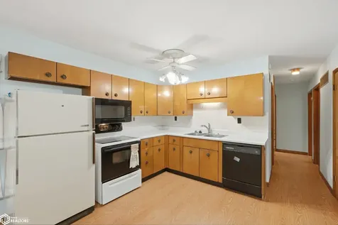 1735 Weimer Street Burlington IA 52601