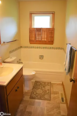 2409 Ellis Avenue Iowa Falls IA 50126