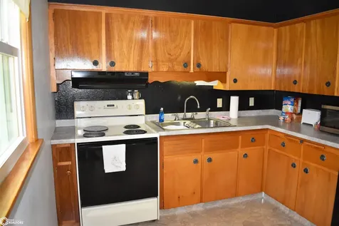 2409 Ellis Avenue Iowa Falls IA 50126