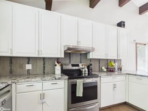 2 Birchwood Hill Drive Ottumwa IA 52501