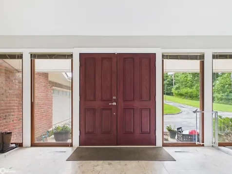 2 Birchwood Hill Drive Ottumwa IA 52501