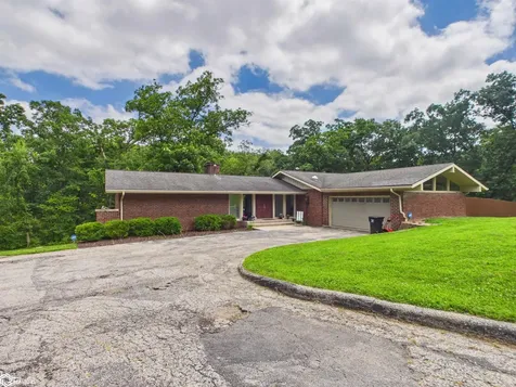 2 Birchwood Hill Drive Ottumwa IA 52501