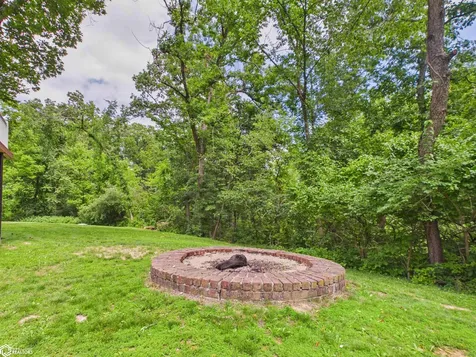 2 Birchwood Hill Drive Ottumwa IA 52501