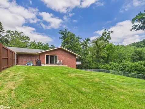 2 Birchwood Hill Drive Ottumwa IA 52501