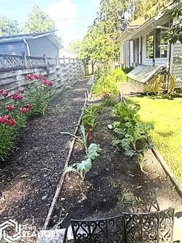616 W Jackson S Fairfield IA 52556
