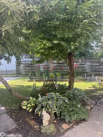 616 W Jackson S Fairfield IA 52556