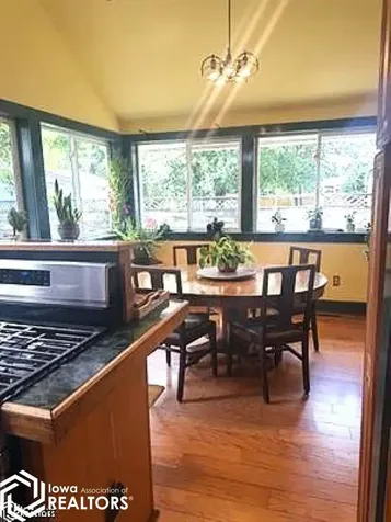 616 W Jackson S Fairfield IA 52556