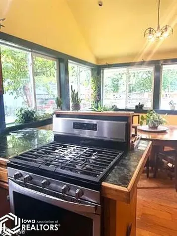 616 W Jackson S Fairfield IA 52556