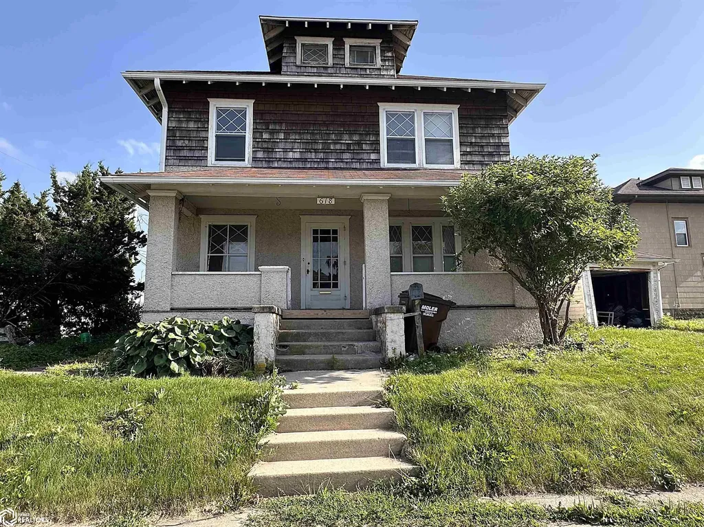 618 Fremont Street Marshalltown IA 50158