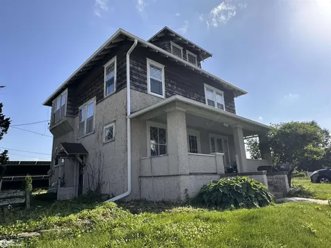 618 Fremont Street Marshalltown IA 50158