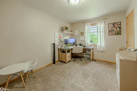 1340 Georgetown Road Iowa Falls IA 50126