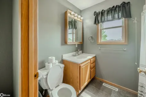 1340 Georgetown Road Iowa Falls IA 50126