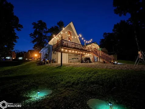 4182 Shady Lane Drive Brooklyn IA 52211