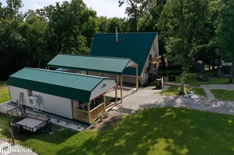 4182 Shady Lane Drive Brooklyn IA 52211