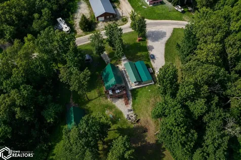 4182 Shady Lane Drive Brooklyn IA 52211