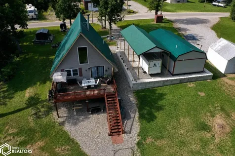 4182 Shady Lane Drive Brooklyn IA 52211
