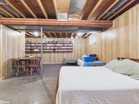 18 Pine Court Montrose IA 52639