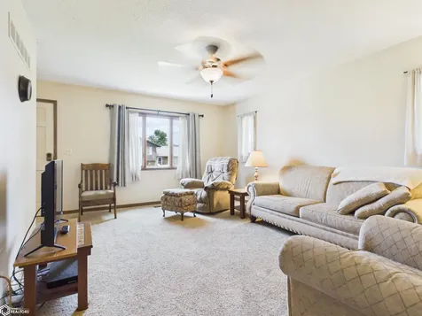 18 Pine Court Montrose IA 52639